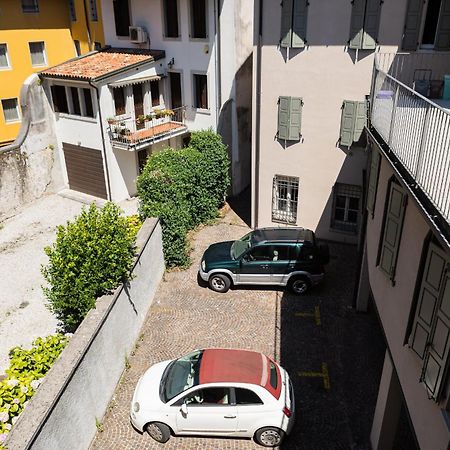 Double Private Parking, 2 Bedrooms & 2 Bathrooms - Elegant Apartment In Old Town Udine Zewnętrze zdjęcie